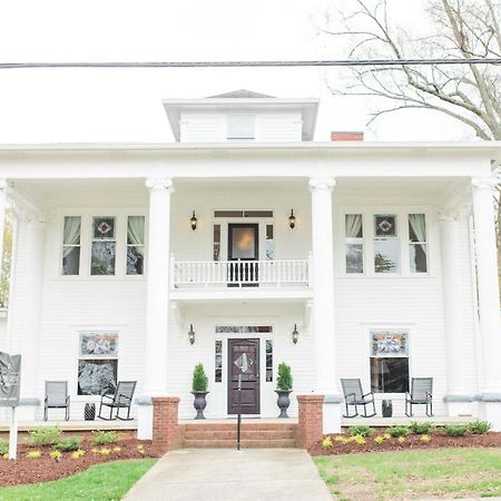 Sparrow Grove Manor Monroe Exterior foto