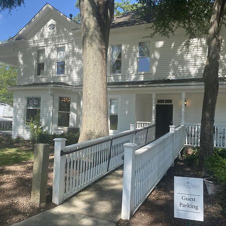 Sparrow Grove Manor Monroe Exterior foto