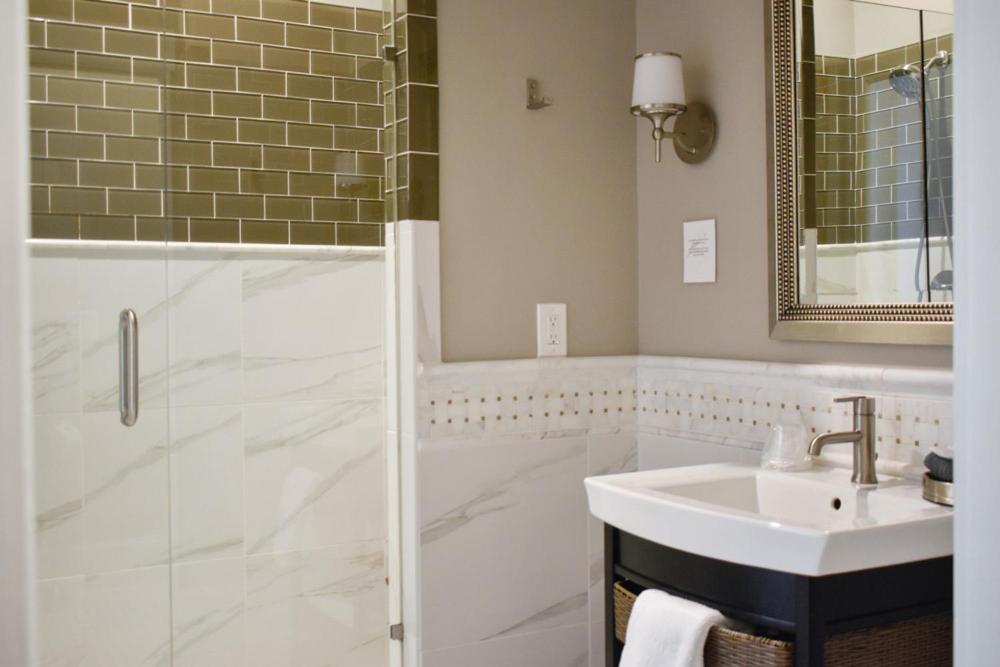 Sparrow Grove Manor Monroe Habitación foto